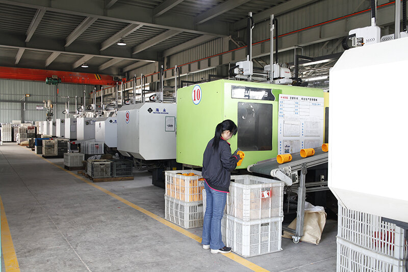 Taller de inyección de plástico